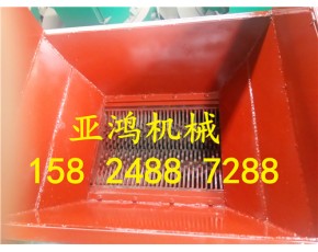 皮革撕碎機(jī)，衣服邊角料撕碎機(jī)，廢舊布撕碎機(jī)