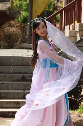 穿越時(shí)空之靈格格